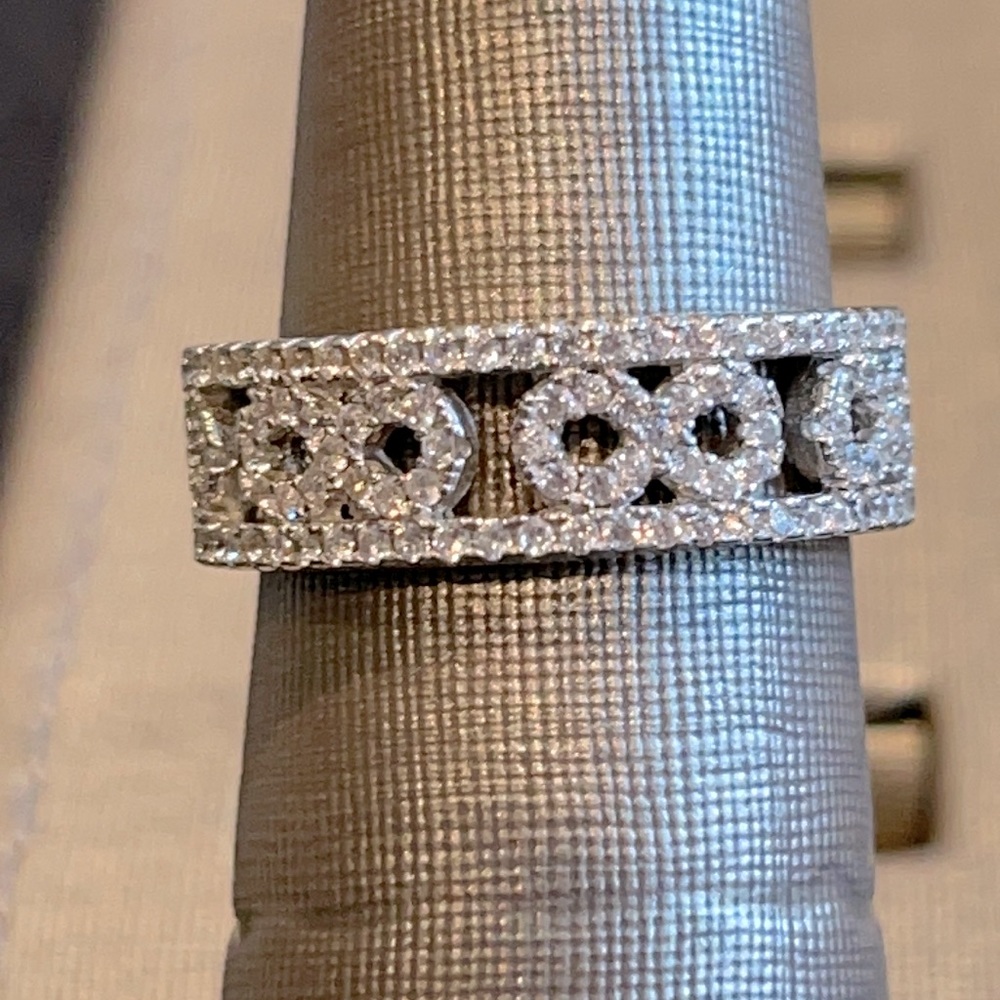 Stunning 925 SS eternity band
